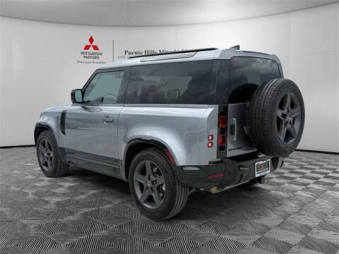 2024 Land Rover Defender 90 P400 X-Dynamic SE