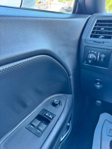 2009 Dodge Challenger SE