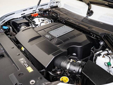 2022 Land Rover Defender 90 V8