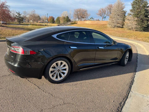 2016 Tesla Model S 90D