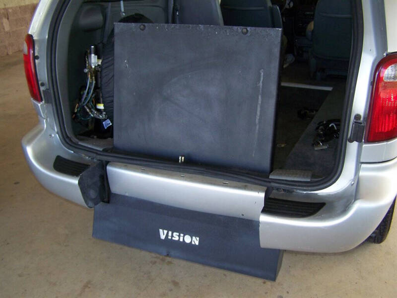 2005 Dodge Grand Caravan SE