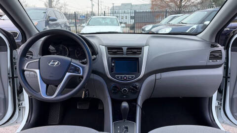 2014 Hyundai Accent GS