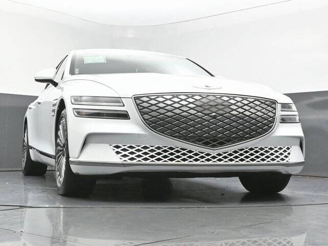 2023 Genesis Electrified G80