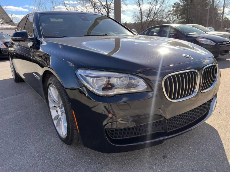 2013 BMW 7 Series for sale at Dracut's Car Connection in Methuen MA