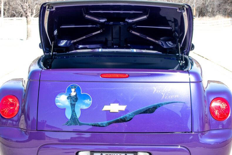 2004 Chevrolet SSR LS