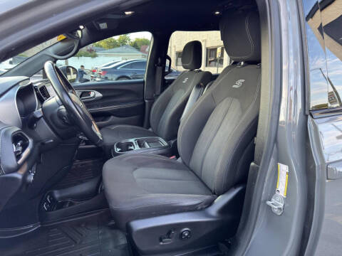 2021 Chrysler Pacifica Touring