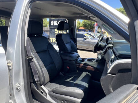 2017 GMC Yukon SLT