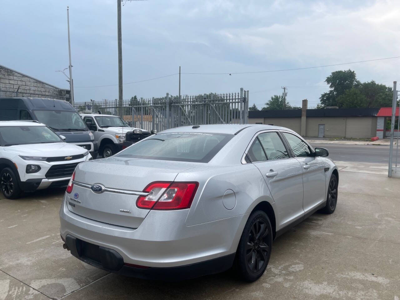 2011 Ford Taurus for sale at Alpha Auto Sales in Detroit, MI