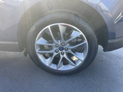 2017 Ford Edge Titanium