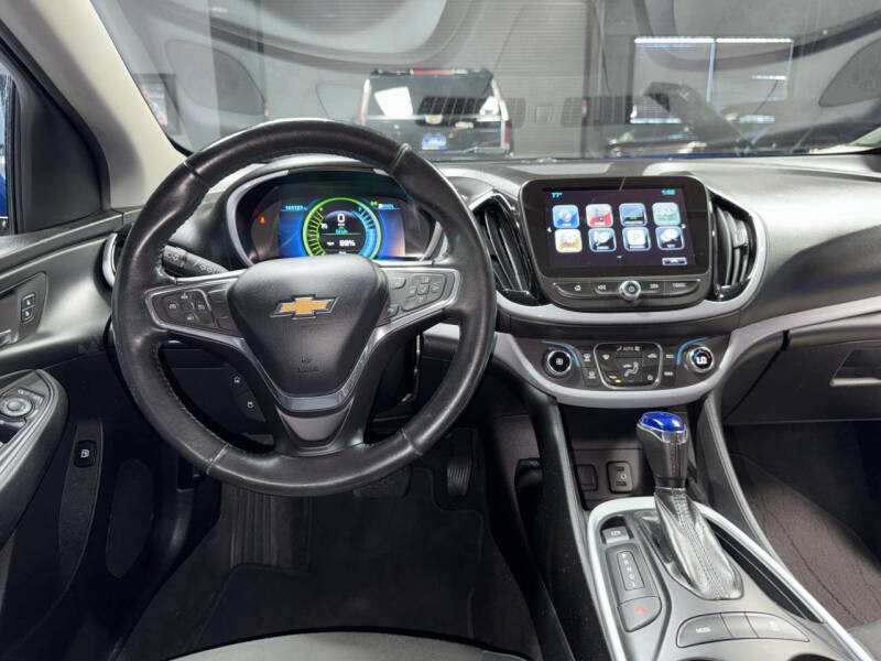 2017 Chevrolet Volt LT