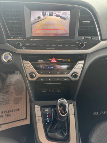 2017 Hyundai Elantra
