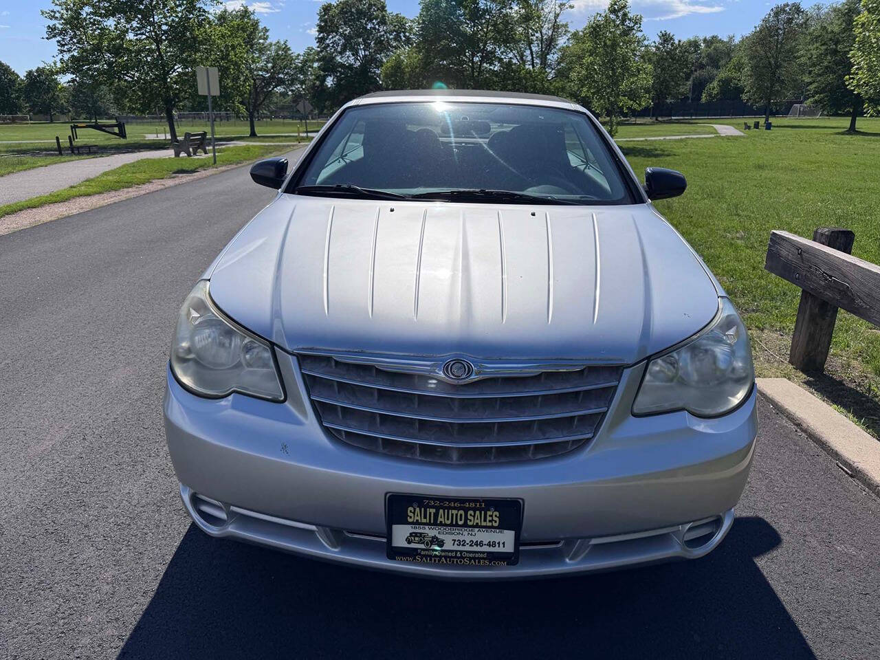 2009 Chrysler Sebring 19