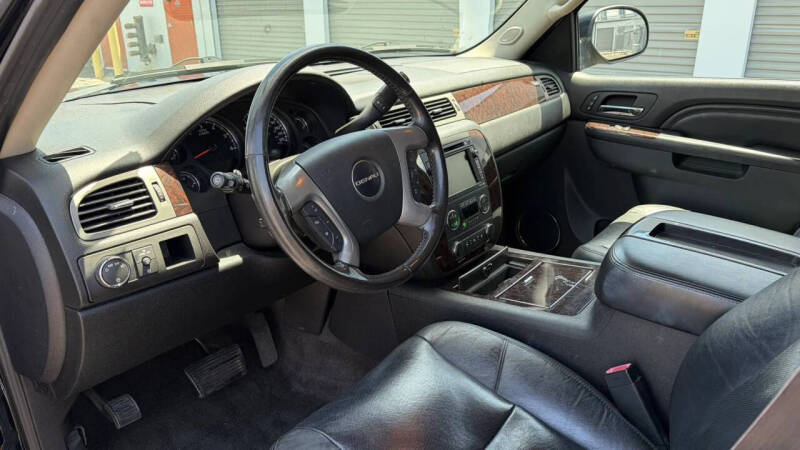 2011 GMC Yukon Denali