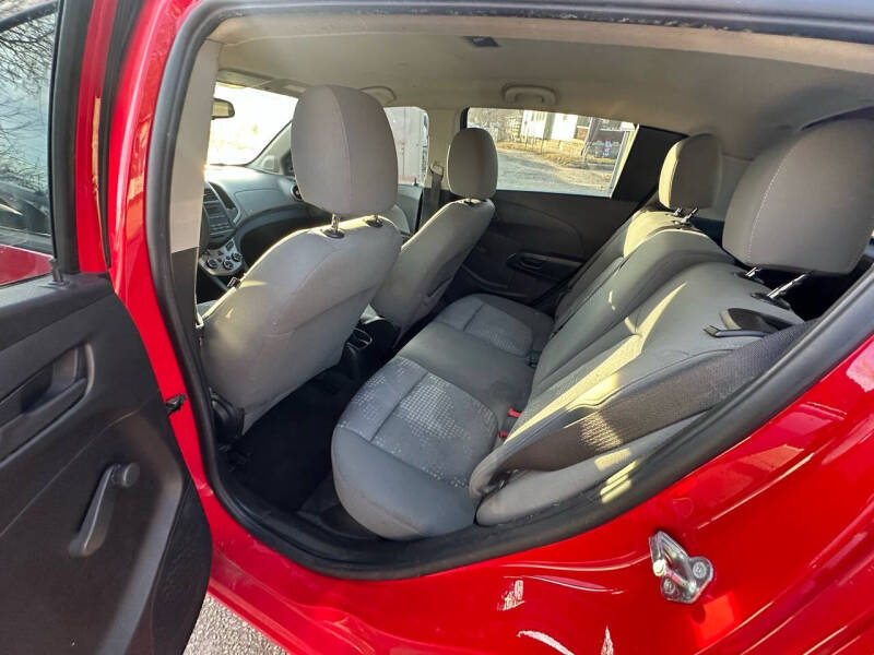 2016 Chevrolet Sonic LS Manual