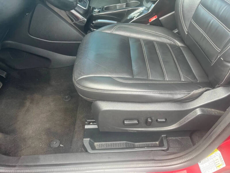 2017 Ford C-MAX Hybrid Titanium