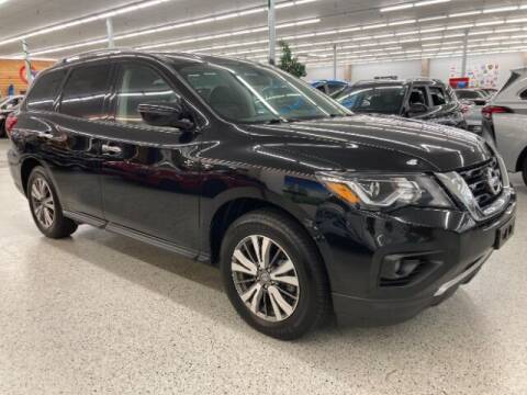 2020 Nissan Pathfinder for sale at Dixie Motors in Fairfield OH