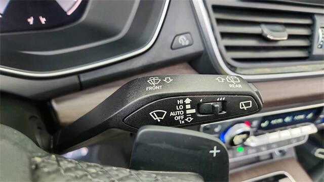 2024 Audi Q5 e quattro S line Prestg 55 TFSI