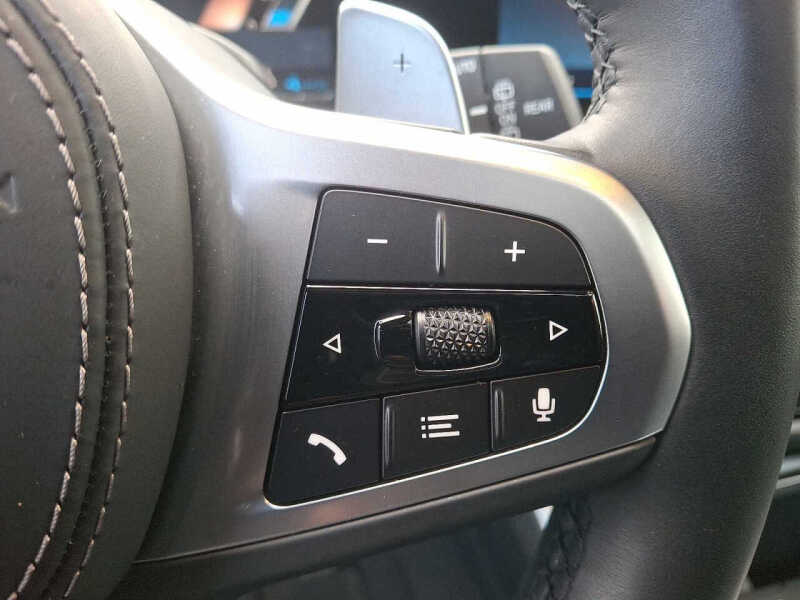 2025 BMW X5 xDrive50e