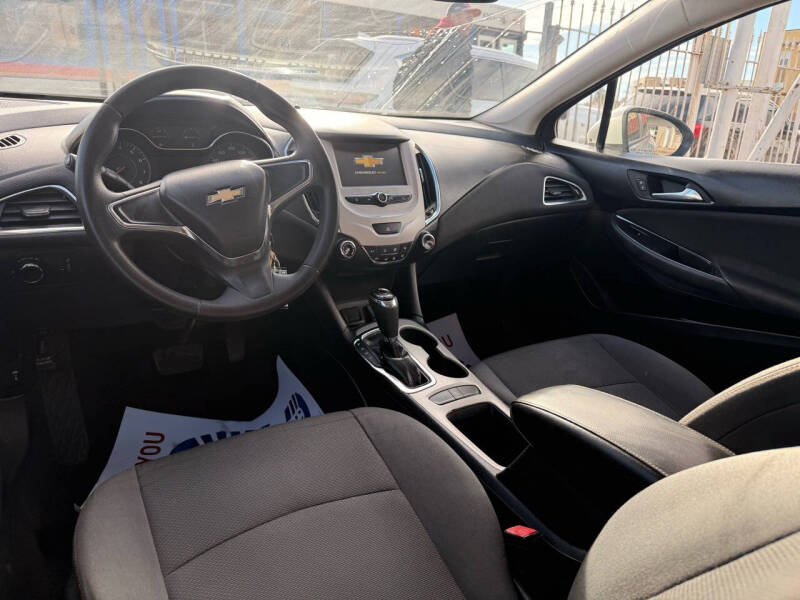 2018 Chevrolet Cruze LS Auto