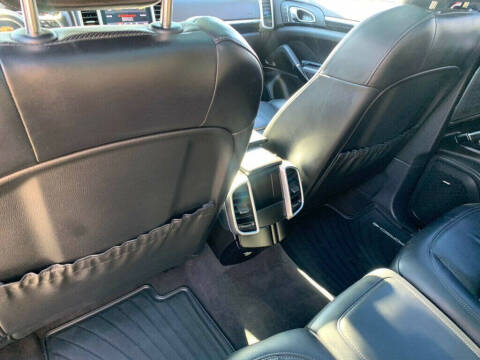 2017 Porsche Cayenne S