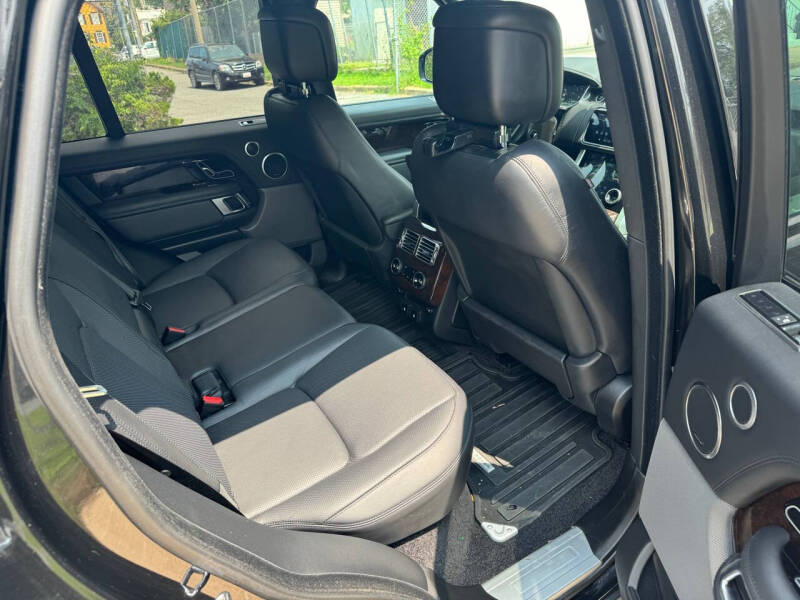 Image 10 of 2020 Land Rover Range Rover P525 HSE