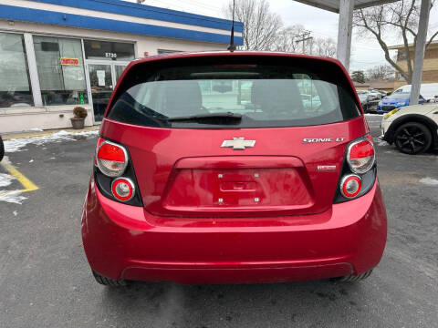 2014 Chevrolet Sonic LT Auto