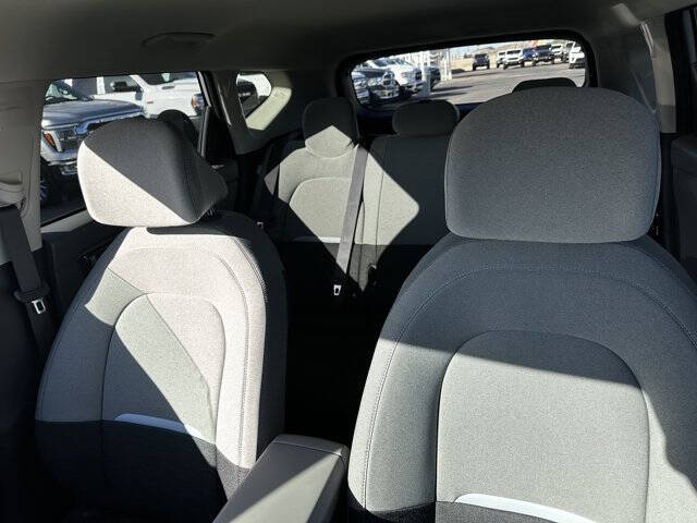 2027 Kia Seltos LX