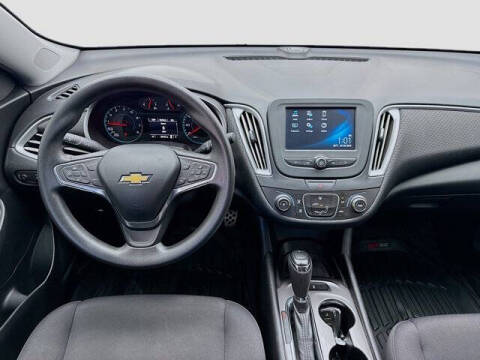 2017 Chevrolet Malibu LS