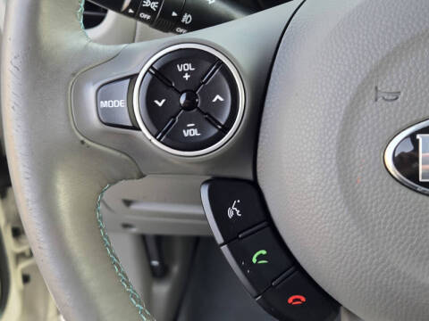 2017 Kia Soul EV +