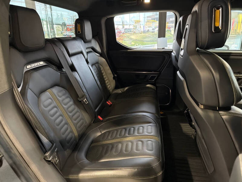 2024 Rivian R1T Adventure