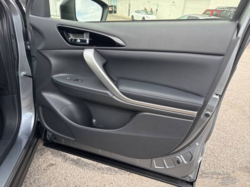 2026 Mitsubishi Eclipse Cross SEL