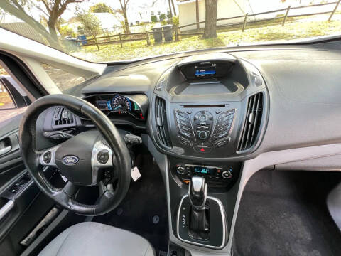 2015 Ford C-MAX Hybrid SE