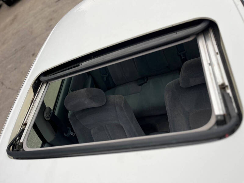 2001 Toyota Camry LE