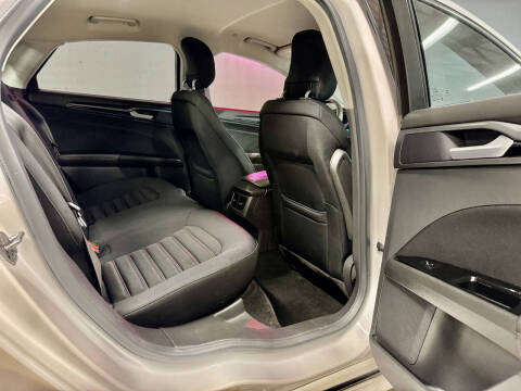 2013 Ford Fusion Hybrid SE