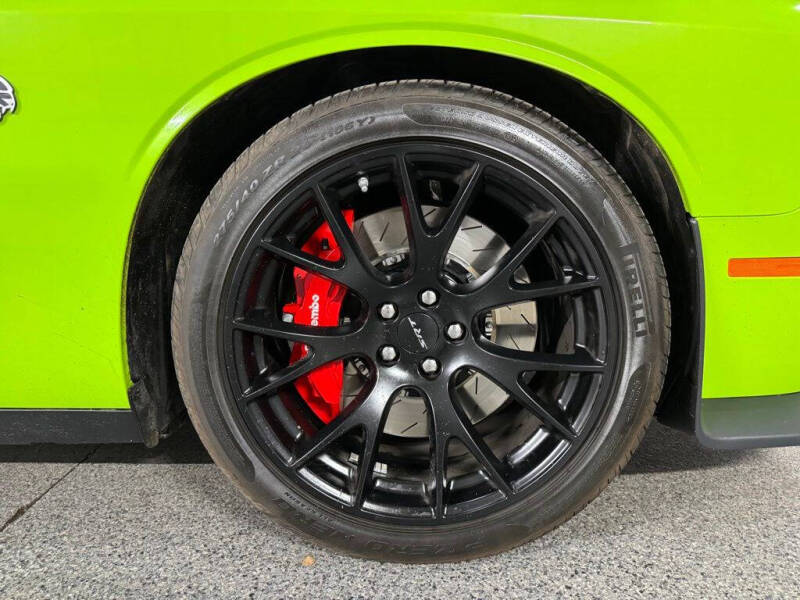 2015 Dodge Challenger SRT Hellcat