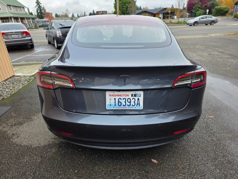 2018 Tesla Model 3 Mid Range