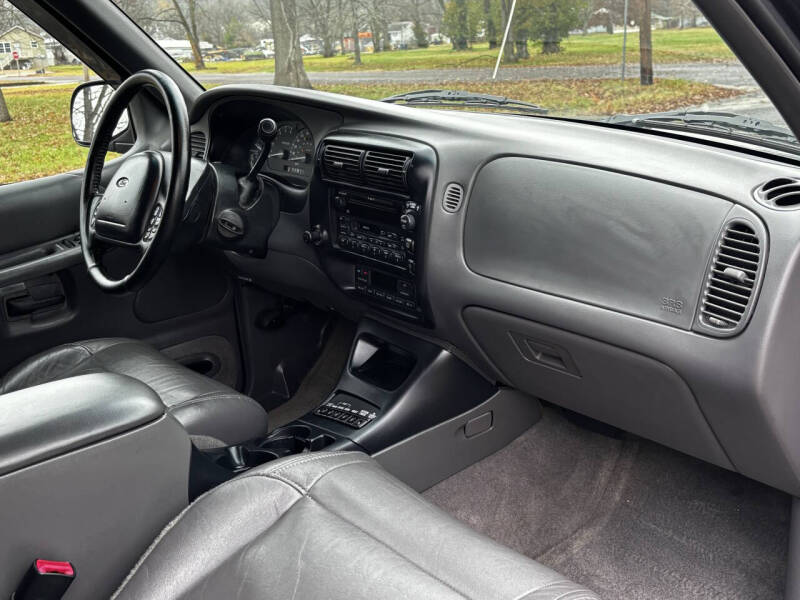1999 Ford Explorer Eddie Bauer