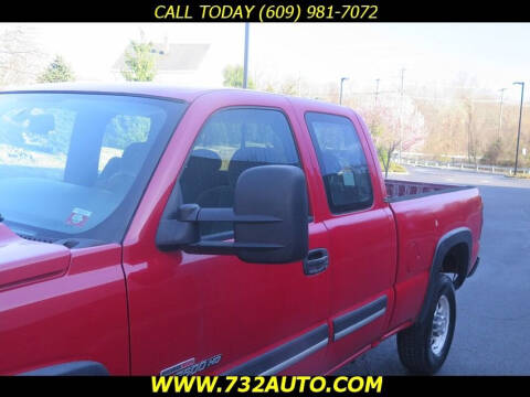 2004 Chevrolet Silverado 2500HD LS