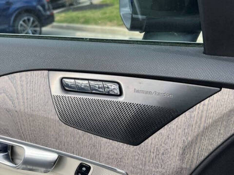 2023 Volvo XC90 B6 Plus Bright Theme 7P