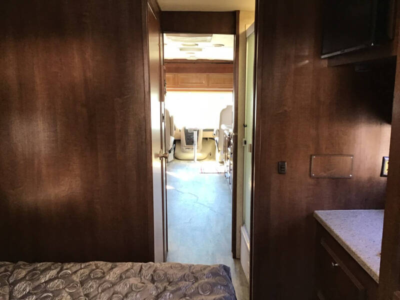 2016 Georgetown GT3 30X / 31ft