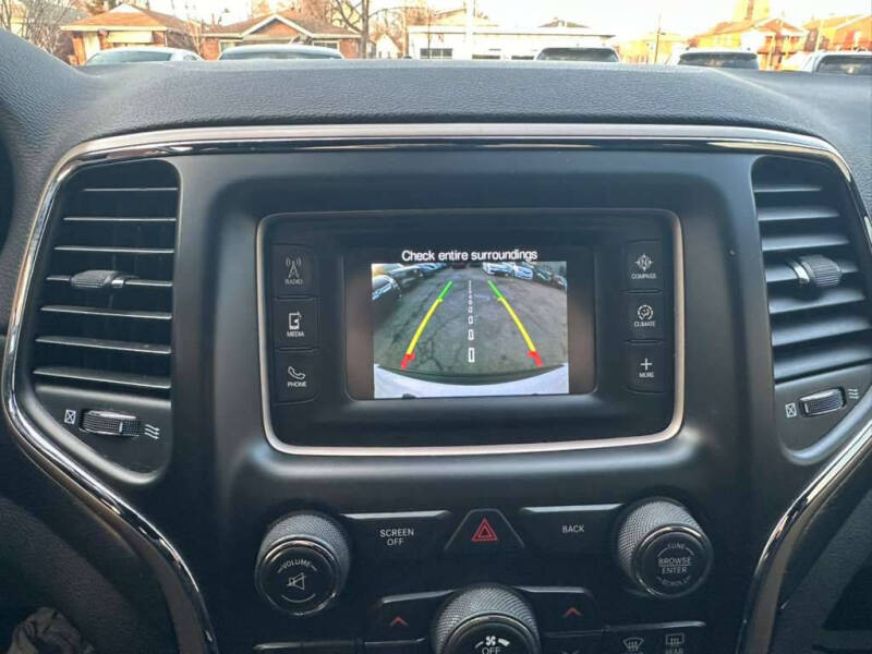 2017 Jeep Grand Cherokee Laredo