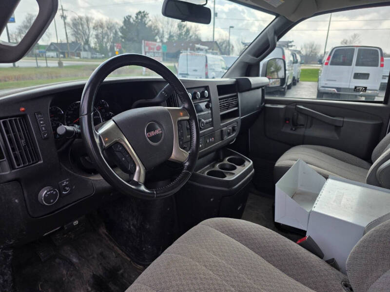 2017 GMC Savana 3500