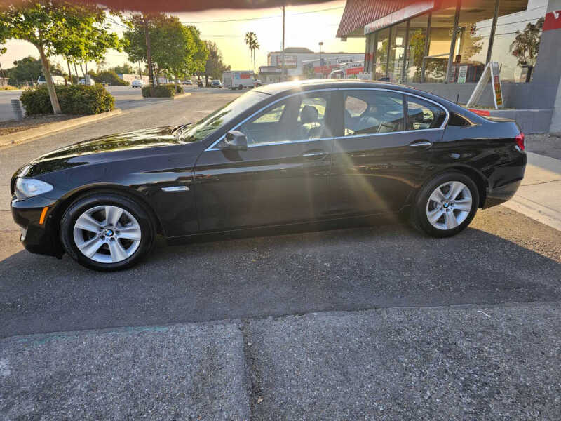 2013 BMW 5 Series 528i