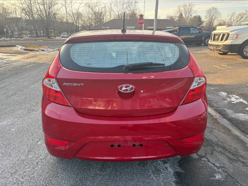 2017 Hyundai Accent SE