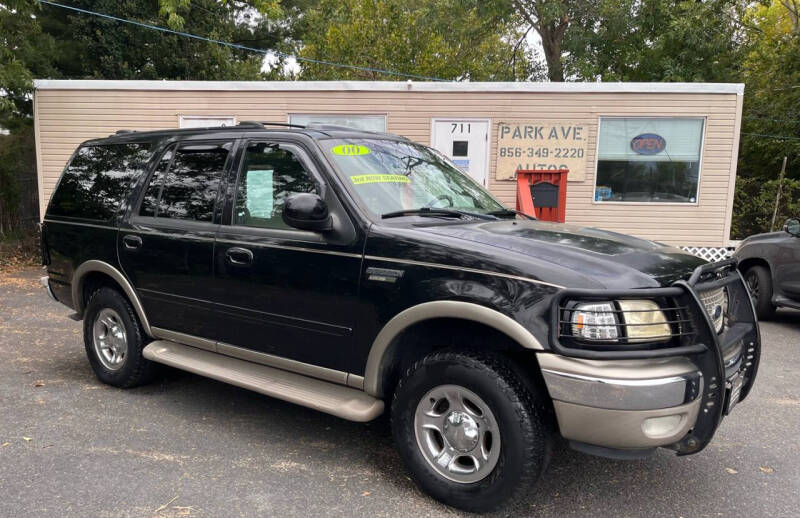 2000 Ford Expedition for sale at PARK AVENUE AUTOS in Collingswood NJ