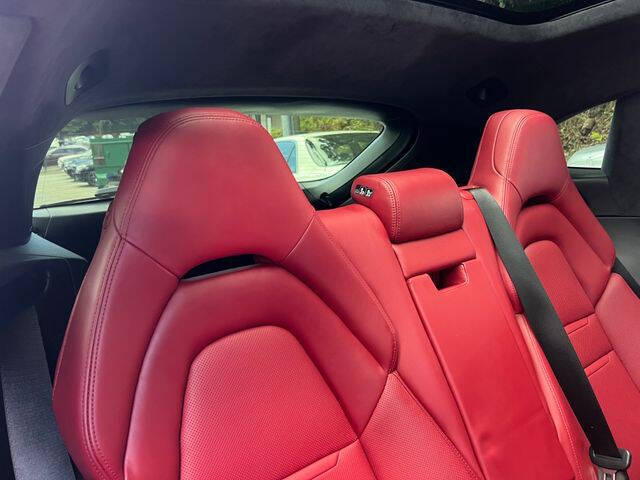 2020 Porsche Panamera GTS Sport Turismo