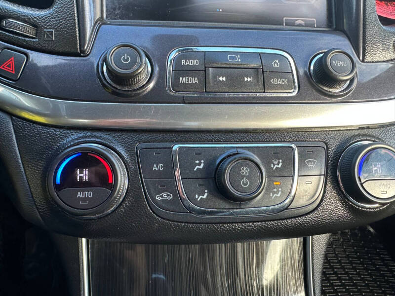 2017 Chevrolet Impala LT
