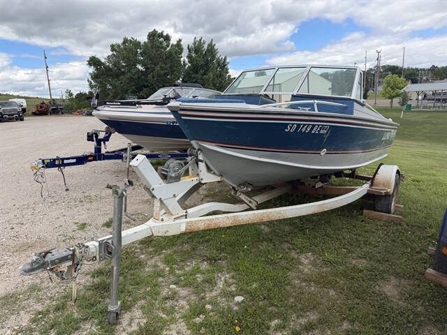 1988 Lund TYEE 1850