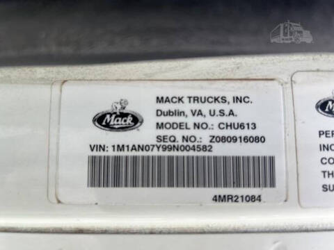 2009 Mack Pinnacle