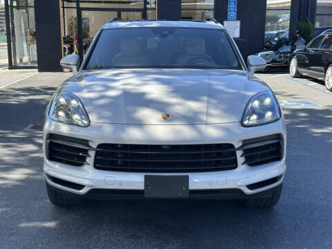 2023 Porsche Cayenne S